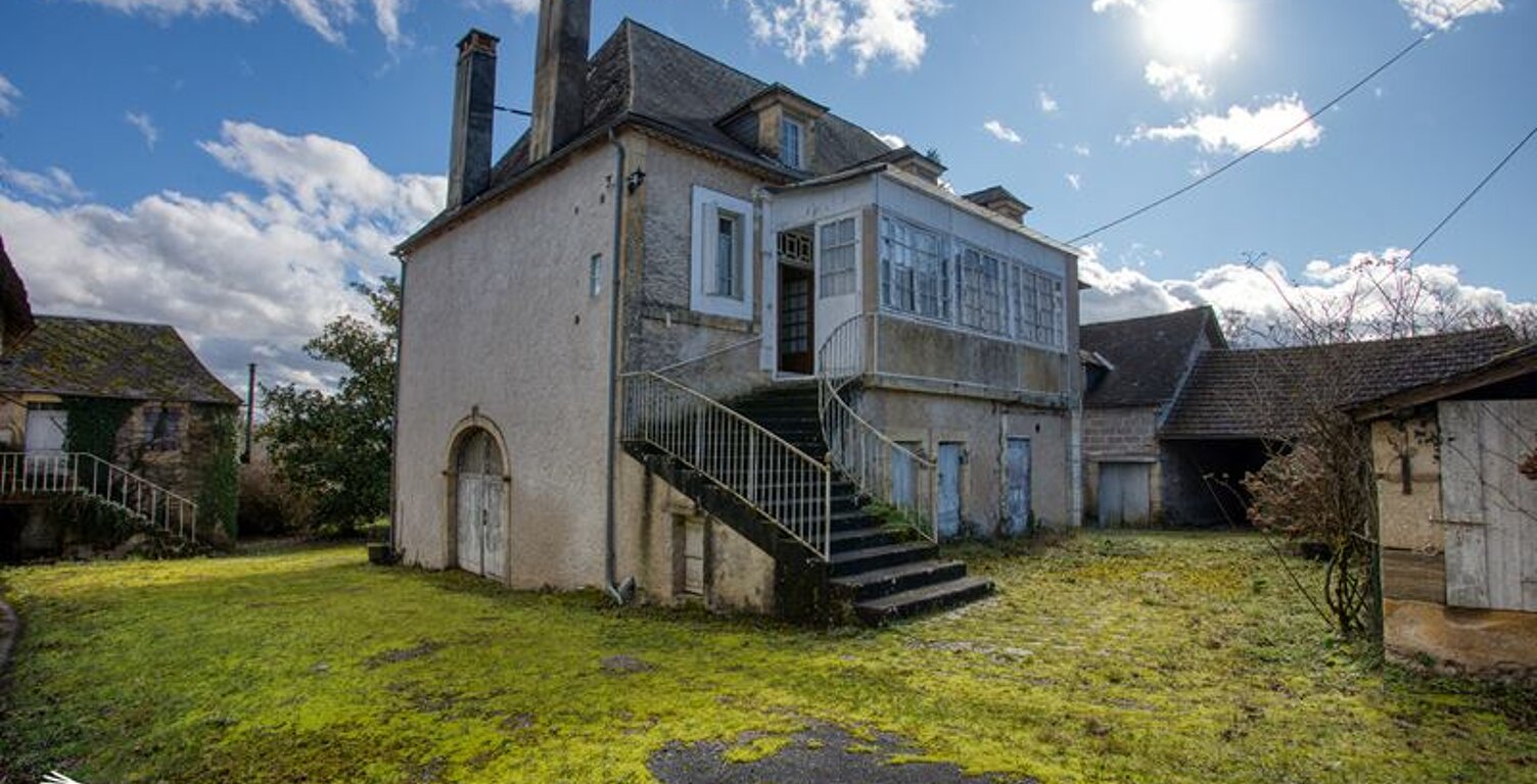 Maison de bourg de 6 pièces principales — photo 1