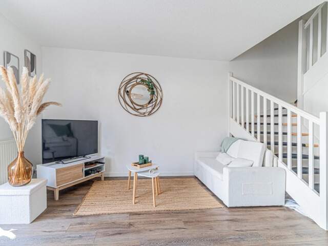 Maison de ville de 4 pièces principales — photo du bien