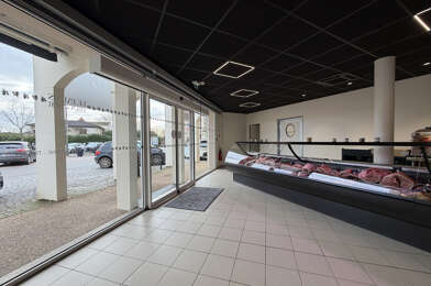 Commerce  194400 €