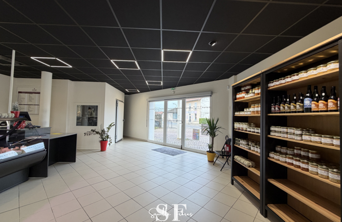 AGEN RIVE DROITE - LOCAL COMMERCIAL LOUE — photo 2