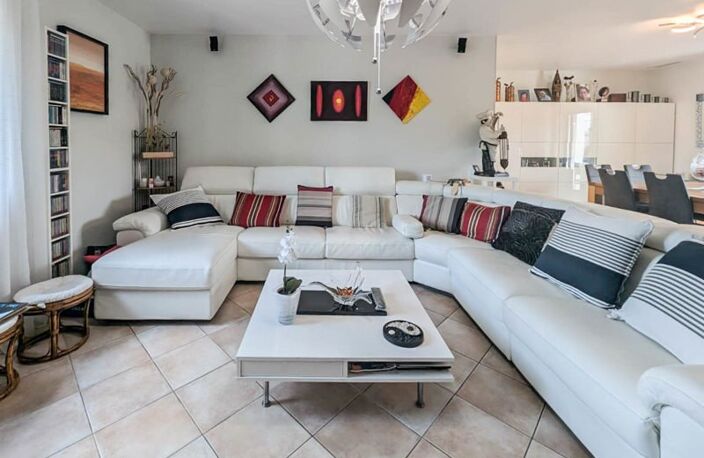 Vente maison 4 pièces 100 m² Launaguet (31140) — photo 2