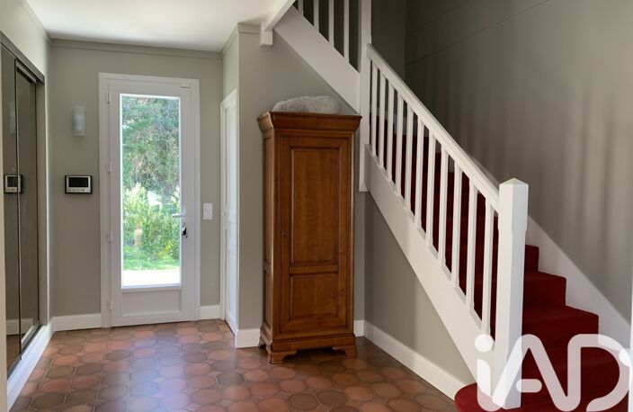 Vente Maison/villa 8 pièces — photo 3