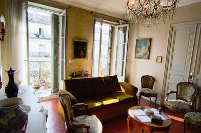 Appartement 5 pièces 275000 €