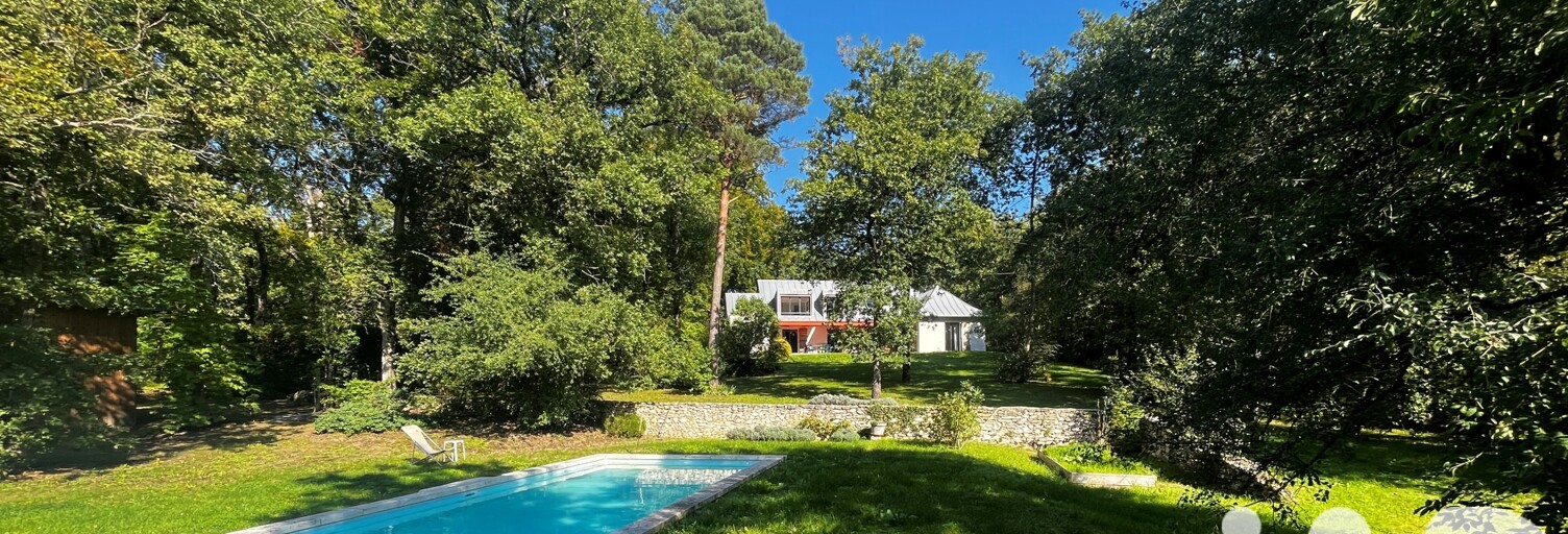 Maison 9 Pièces 250 m² à vendre à Nanteau-sur-Essonne (77760)