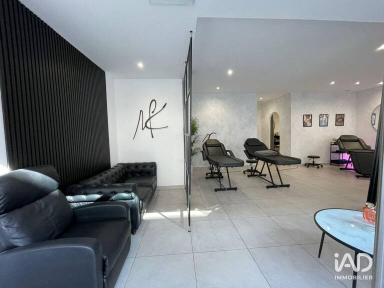Vente Boutique/Local commercial 60 m&sup2; — photo 1