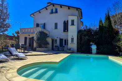 Maison 9 pièces 645000 €