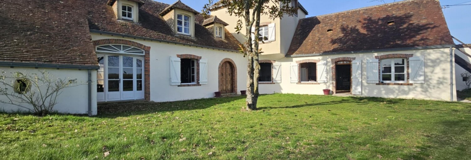 Maison 9 Pièces 267 m² à vendre à Dollon (72390)