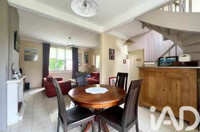 Maison 5 pièces 463500 €