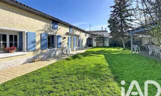 Maison 6 Pièces 200 m² à vendre à Saint-Cyr-du-Doret (17170)