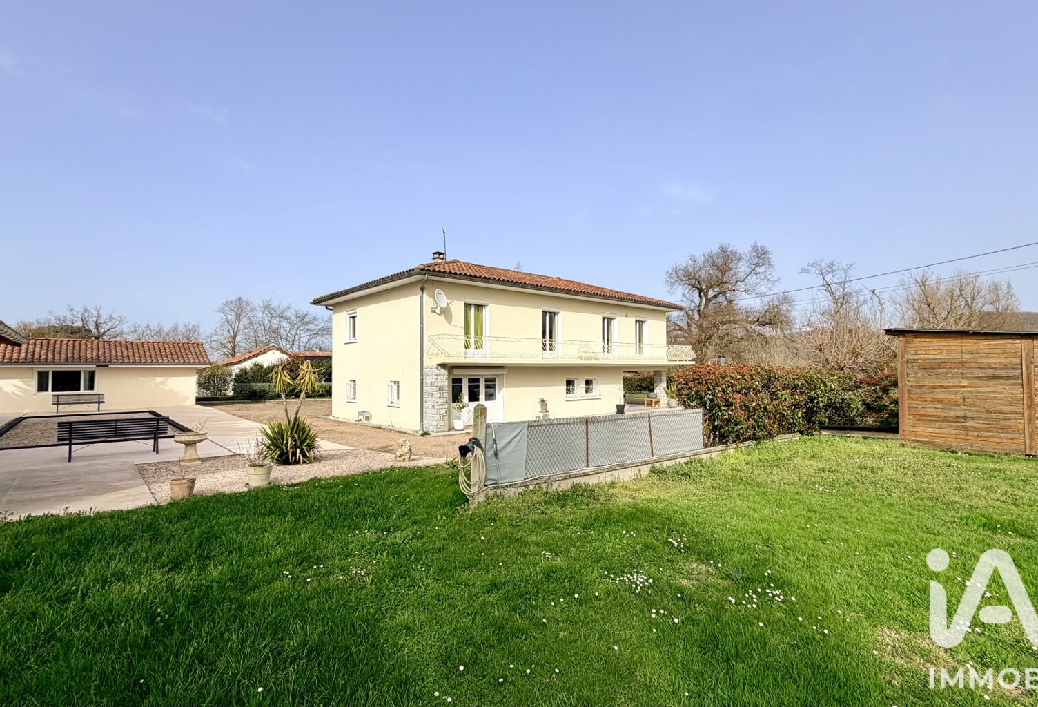 Vente Maison/villa 8 pièces — photo 1