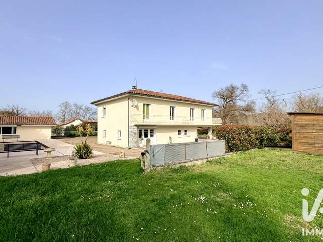 Vente Maison/villa 8 pièces — photo du bien