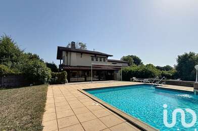 Maison 7 pièces 642000 €