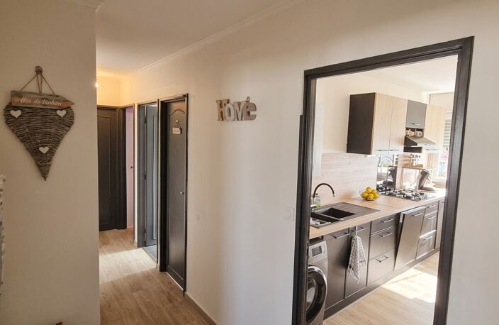 Vente Appartement 4 pièces — photo 3