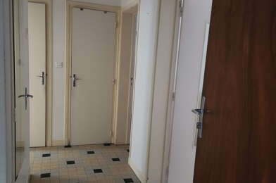 Appartement 3 pièces 610 €