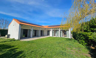 Maison 5 Pièces 142 m² à louer à Pechbonnieu (31140)