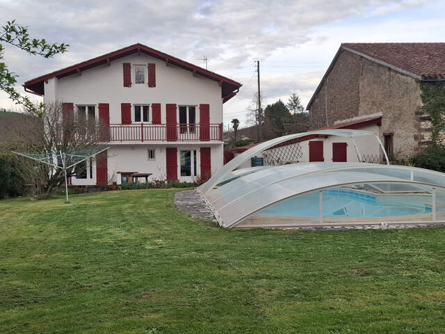 A 5 mn de Saint-Jean-Pied-de-Port — photo du bien