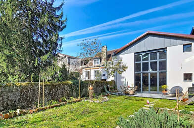 Maison 4 pièces 392200 €