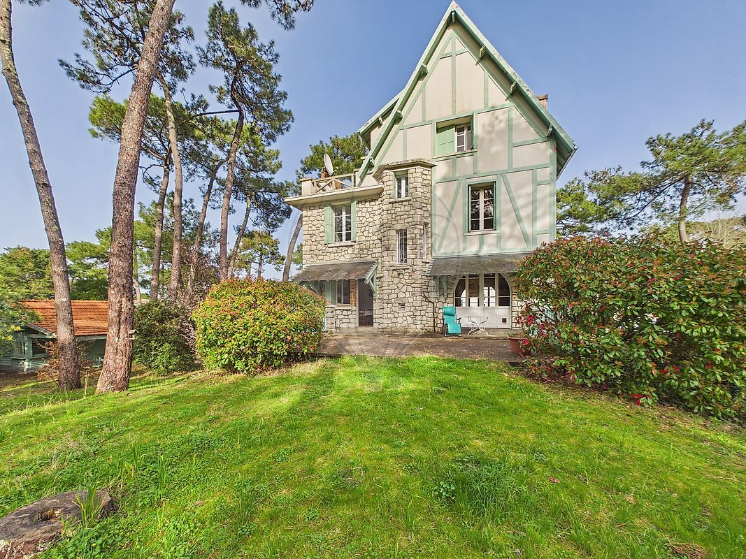 Villa / Maison  T7 à vendre Mathes (Les) 17570