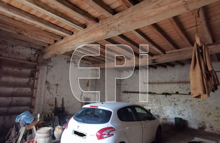 Réf 8142. Richelieu. Grange-garage en pierre apparente, tuile p — photo 3