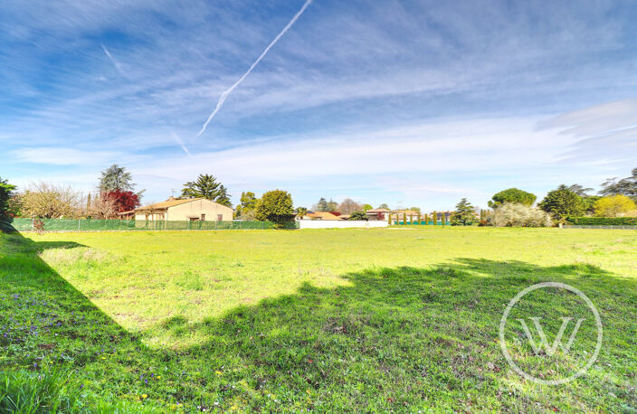 Terrain constructible de 1092m² à Montmeyran — photo 2
