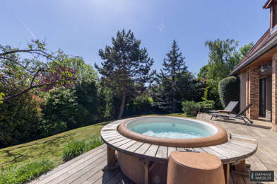 Maison 7 pièces 1050000 €