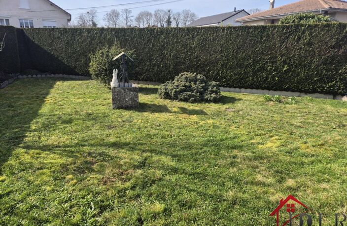 Plain-pied à moderniser de 100m2 avec potentiel 3 chambres — photo 4