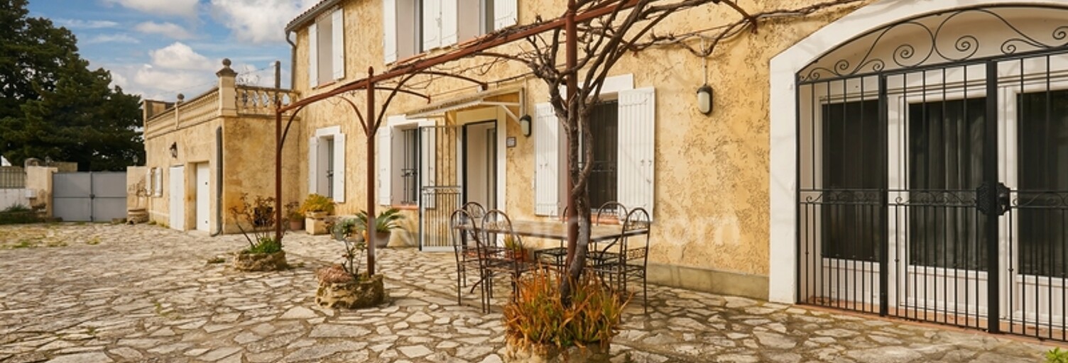 Maison 7 Pièces 206 m² à vendre à Orange (84100)
