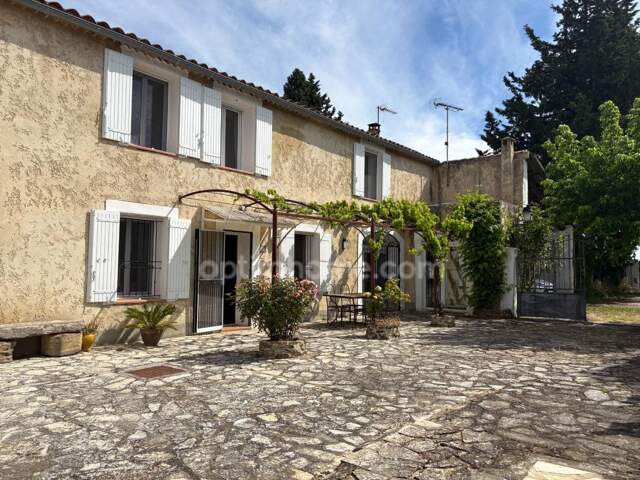Un authentique mas provençal avec dépendance attenante, à moins de 5 minutes de la gare d'Orange — photo du bien