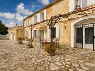 Un authentique mas provençal avec dépendance attenante, à moins de 5 minutes de la gare d'Orange — photo 2