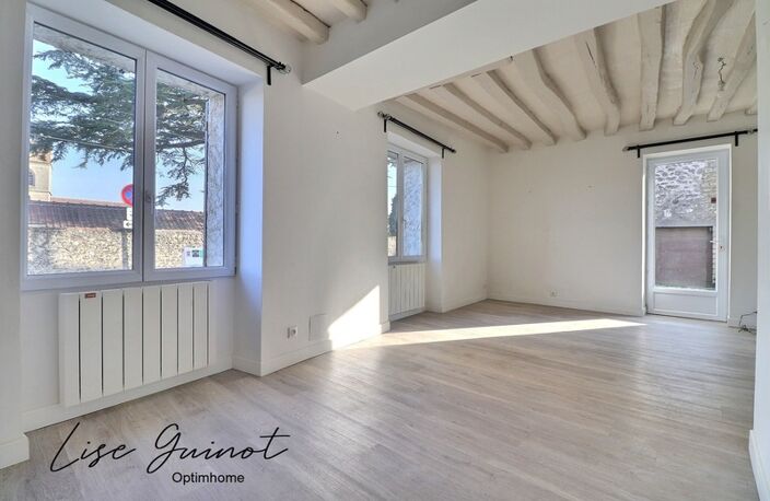 CHARME - BAZEMONT CENTRE BOURG - 2 CHAMBRES — photo 2