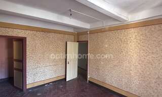 Maison 9 Pièces 210 m² à vendre à Collobrières (83610)