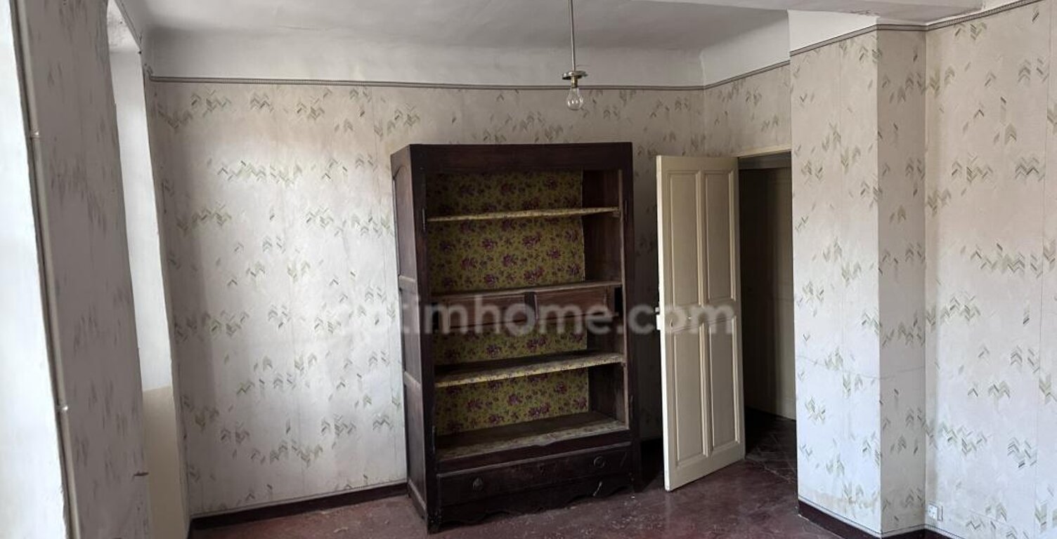 Maison de village à fort potentiel, idéal investissement — photo 1