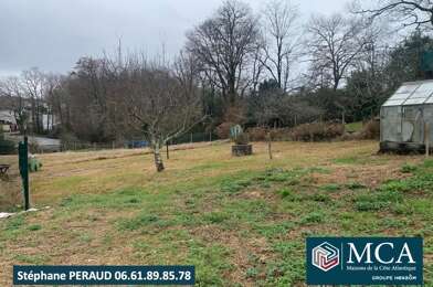 Terrain  199000 €