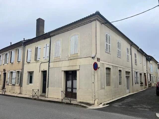 Maison de ville T6 175 m2 — photo du bien