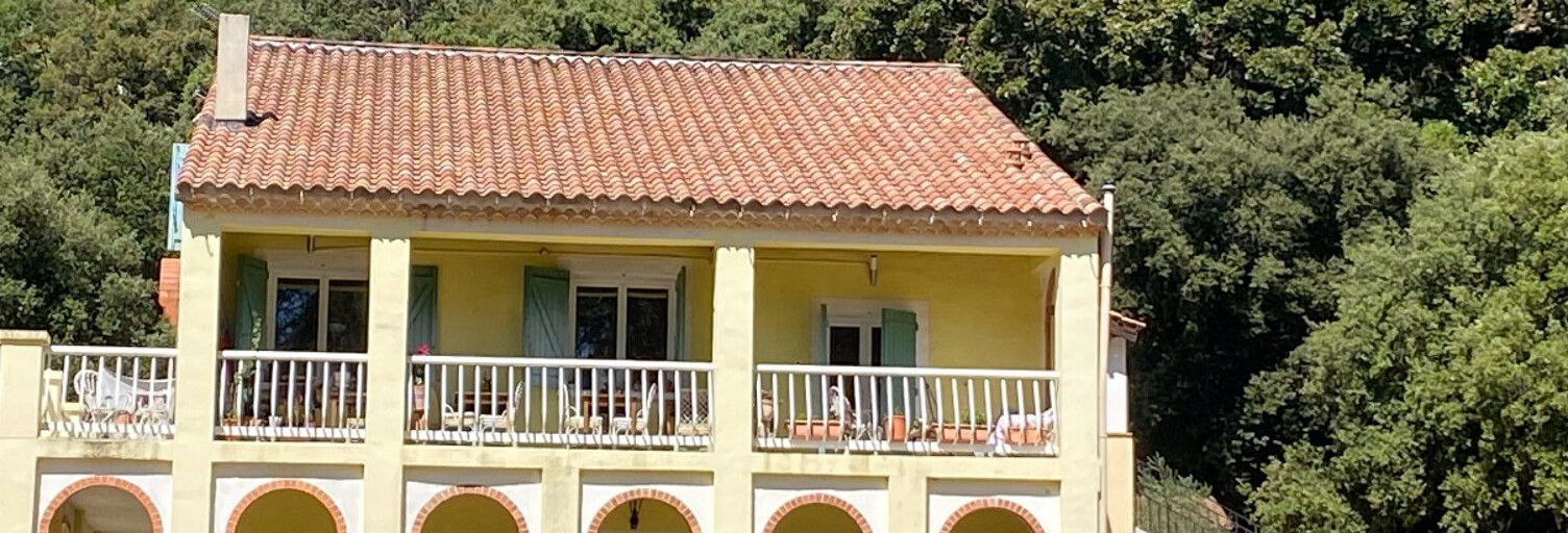 Maison 11 Pièces 390 m² à vendre à Signes (83870)