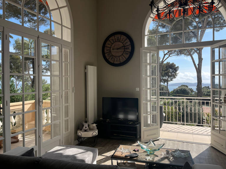 HYERES VUE MER APPARTEMENT type 3 — photo 1