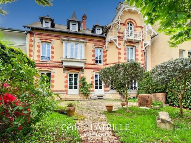 Maison Bourgeoise à vendre 11 pièces TARBES (65) — photo du bien