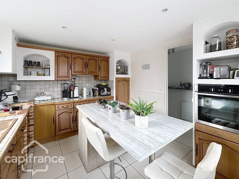 Maison familiale sans travaux – 3 chambres + bureau – Grand garage et jardin – Pas-de-Jeu — photo 1