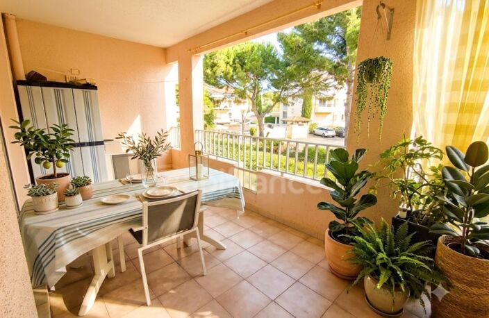 Et si votre offre était la bonne ? Beau T4 lumineux de 86 m², 3 chambres, 2 extérieurs, parking et ascenseur. Propriétaire ouvert à une offre sérieuse après visite. Venez le découvrir ! — photo 3