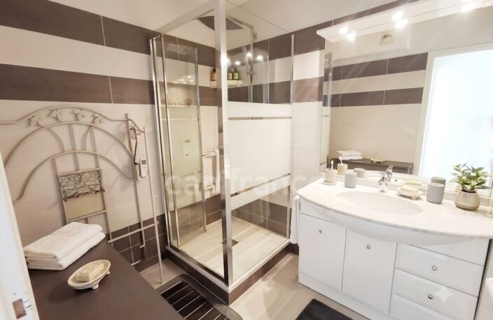 Et si votre offre était la bonne ? Beau T4 lumineux de 86 m², 3 chambres, 2 extérieurs, parking et ascenseur. Propriétaire ouvert à une offre sérieuse après visite. Venez le découvrir ! — photo 4