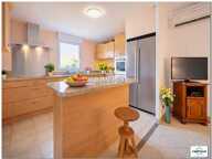 Dpt Charente Maritime (17), Meursac - proche de SAUJON - Résidence Sécurisée - Appartement RDC 4 Pièces  100 m² — photo 3