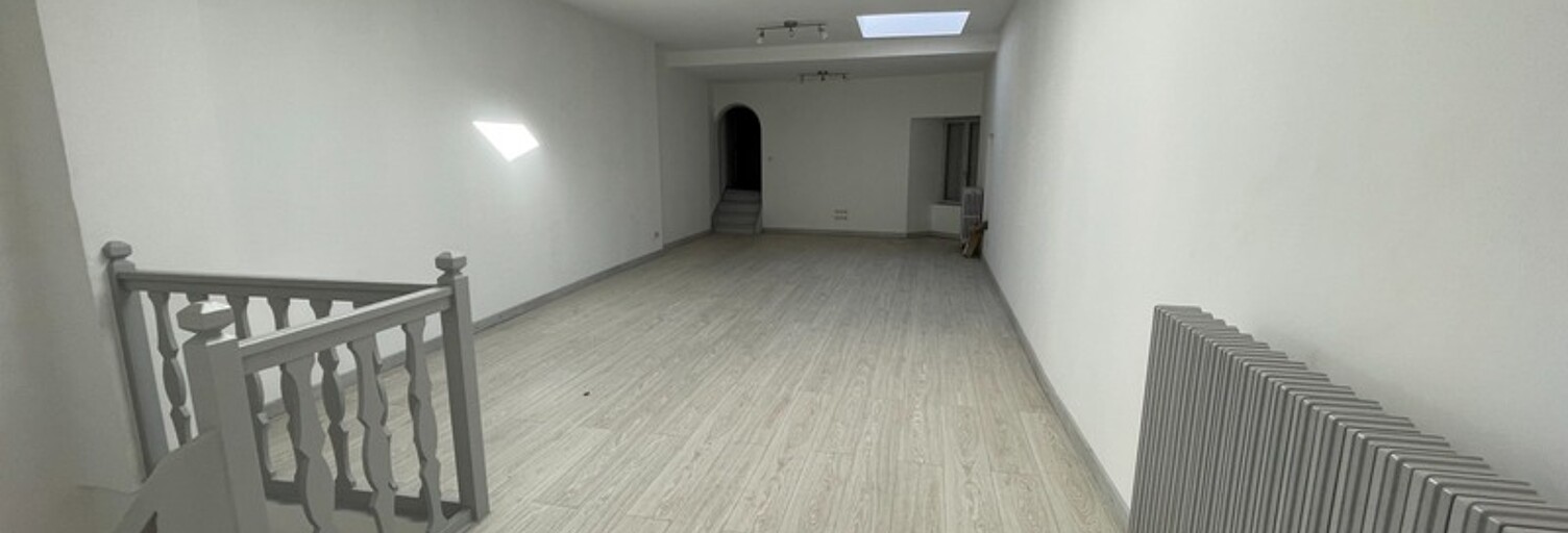 Commerce 4 Pièces 200 m² à vendre à Chauffailles (71170)