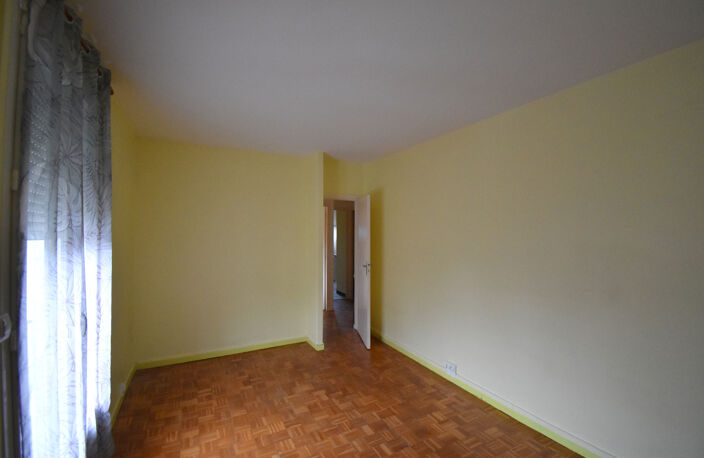 Appartement à vendre 3 pièces, 1 cave et parking NEVERS (58) dans une résidence calme, quartier agréable à saisir !! — photo 4