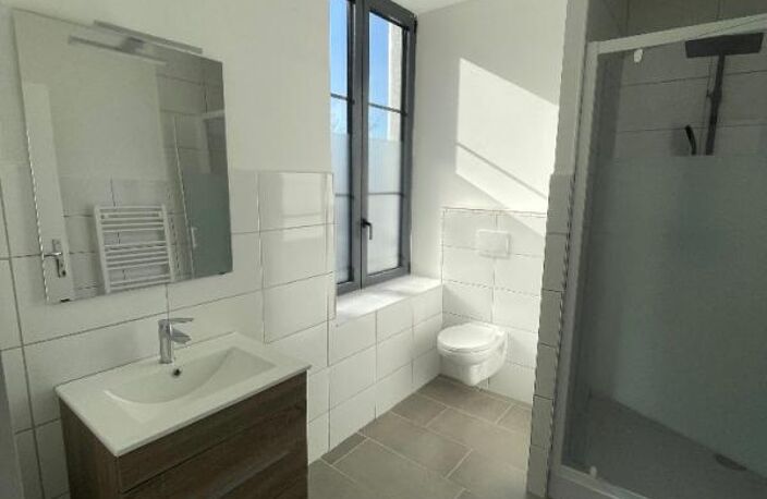 EXCLUSIVITÉ ! Proximité immédiate de la place Bellevue, studio neuf et moderne à louer — photo 3