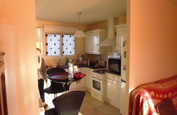 Appartement À Vendre — photo 3