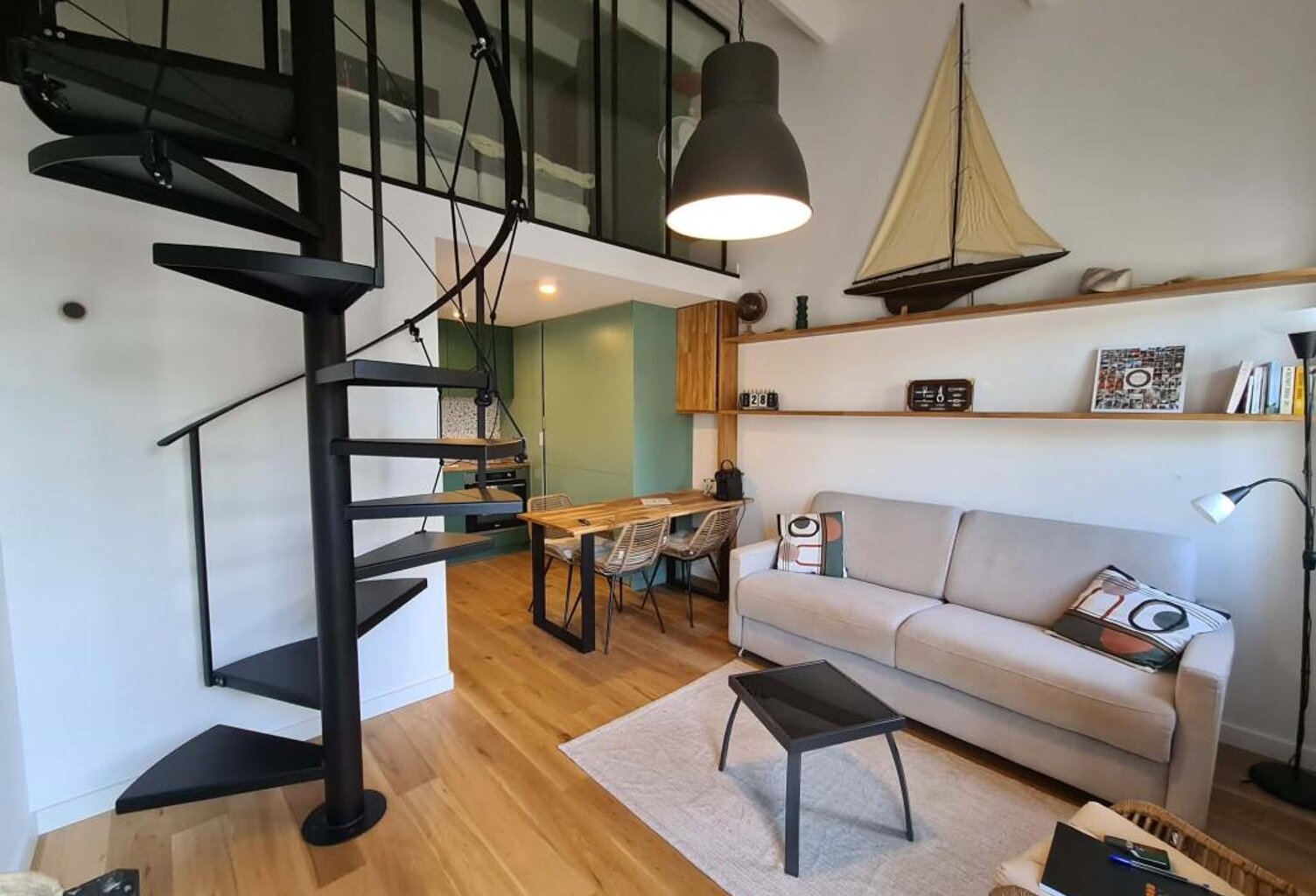 Appartement refait à neuf à 250m du port Saint-Martin-de-Ré - Parking Privé — photo 1