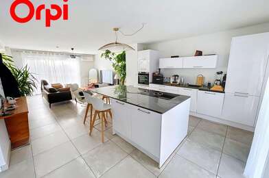 Appartement 4 pièces 427000 €