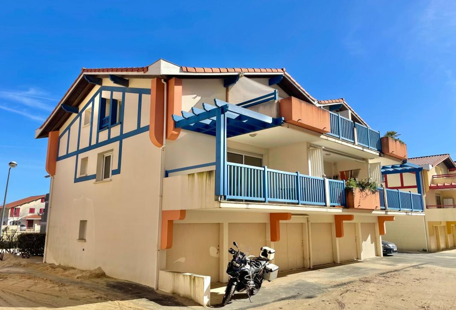 Appartement À Vendre — photo 1