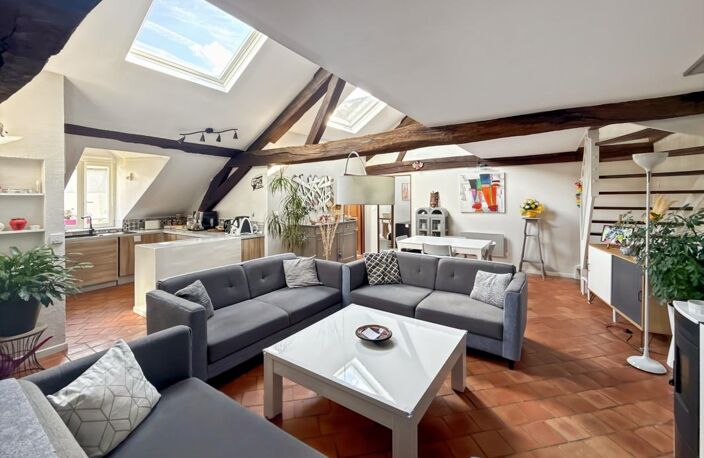   Rare Duplex d'Exception 94 m² au cœur du Vieil Orléans (DPE C) — photo 3