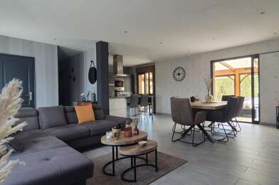 Maison 5 pièces 280900 €